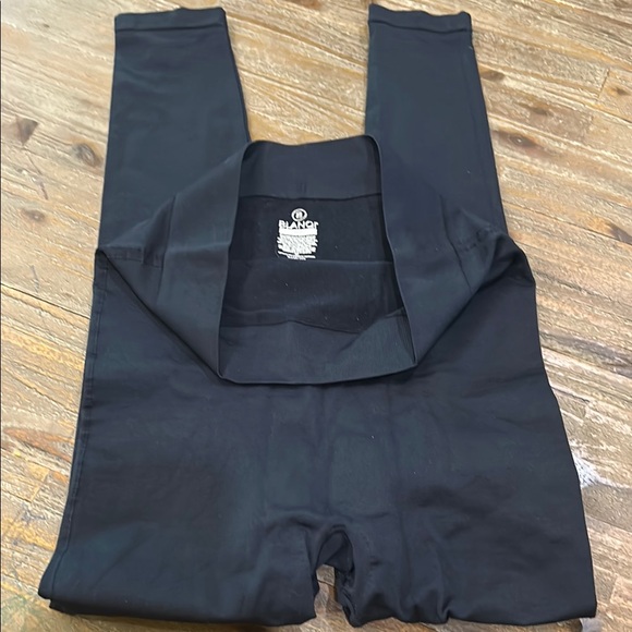 BLANQI Pants - Blanqi Highwaisted Leggings